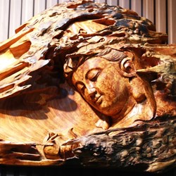 Tượng phận trưng bày