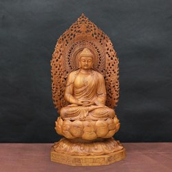Tượng phật gỗ tọa thiền