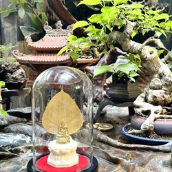 Tác phẩm nghệ thuật, Tượng phật và lá bồ đề mạ vàng